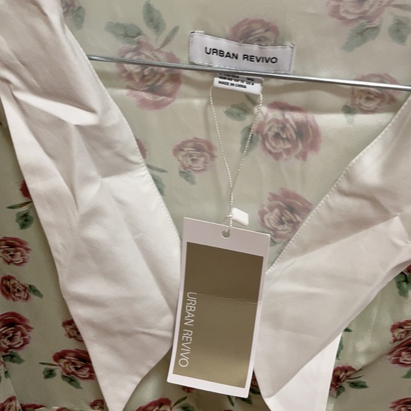 Silken midi dress - Picture 4 of 4